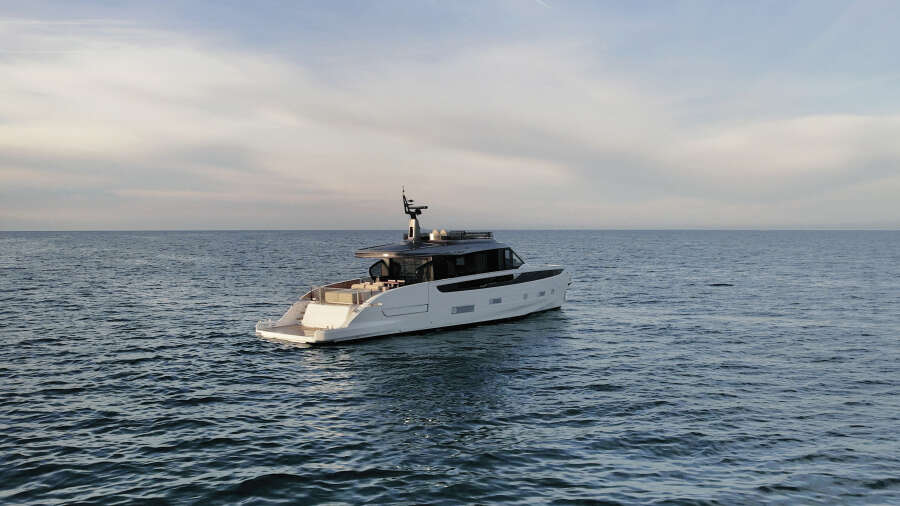 71ft Azimut Yacht For Sale