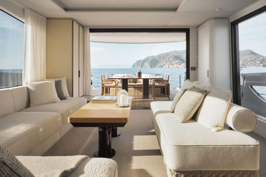 71ft Azimut Yacht For Sale