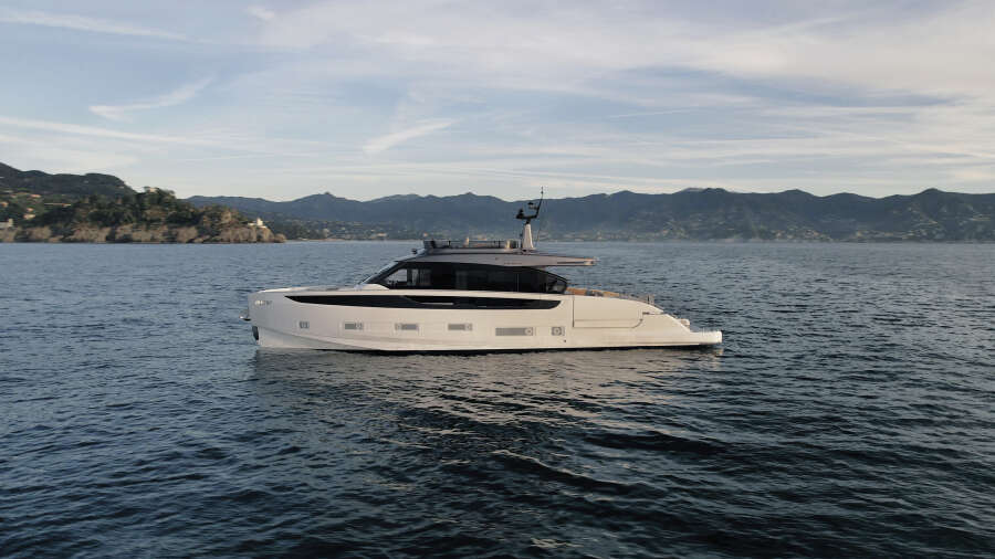 71ft Azimut Yacht For Sale