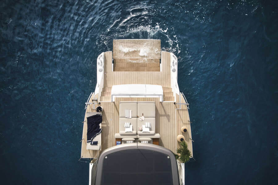 71ft Azimut Yacht For Sale