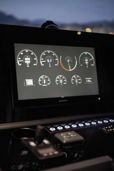 71ft Azimut Yacht For Sale