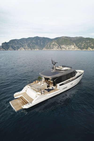 71ft Azimut Yacht For Sale