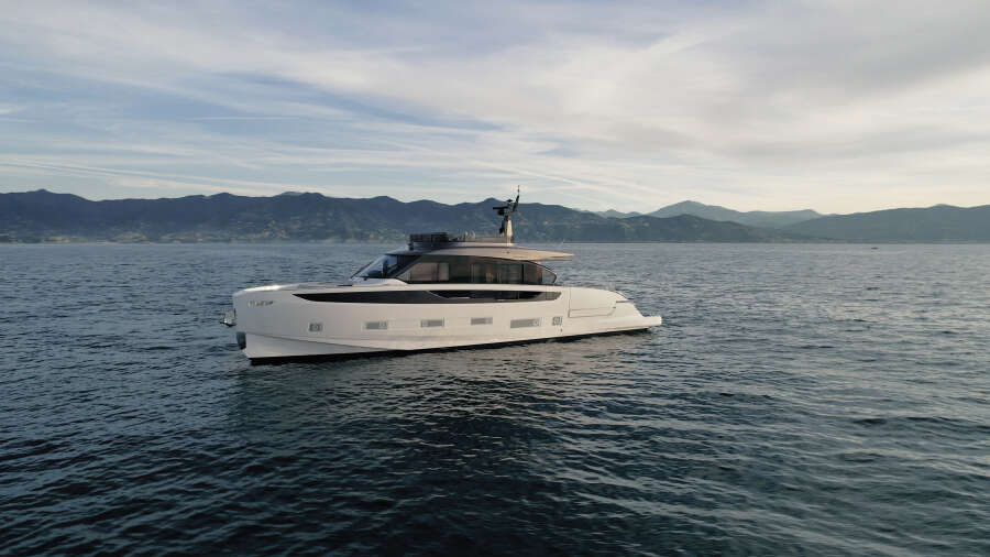 71ft Azimut Yacht For Sale