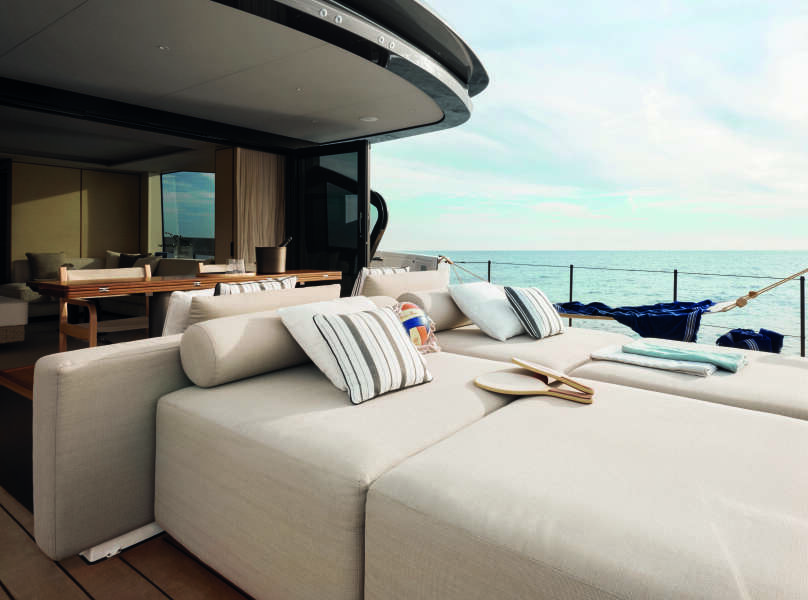 71ft Azimut Yacht For Sale