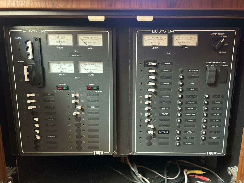 35ft Tiara Yachts Yacht For Sale