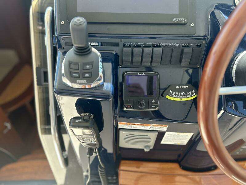 35ft Tiara Yachts Yacht For Sale