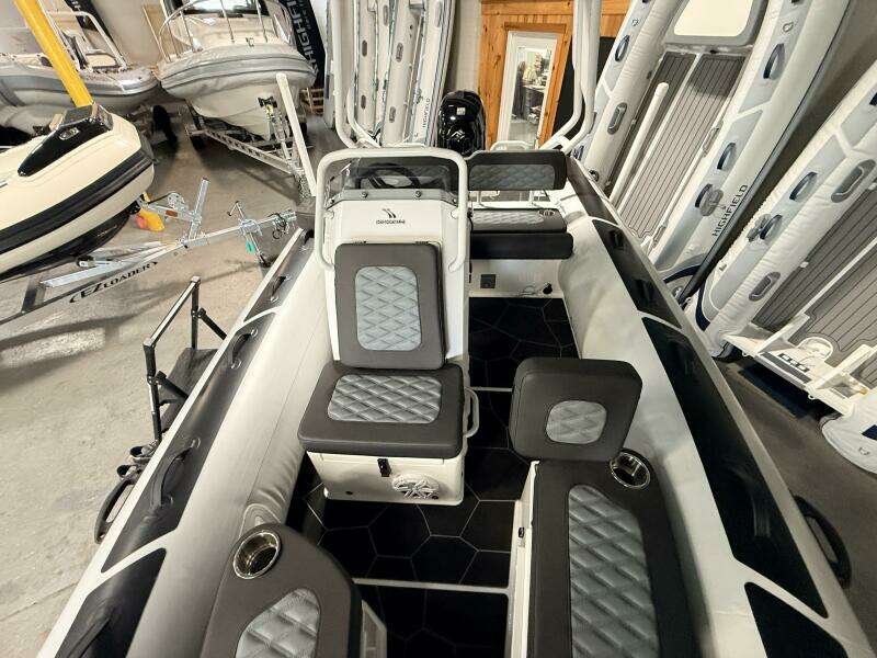 17ft Highfield Yacht For Sale