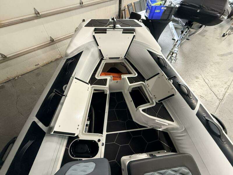 17ft Highfield Yacht For Sale