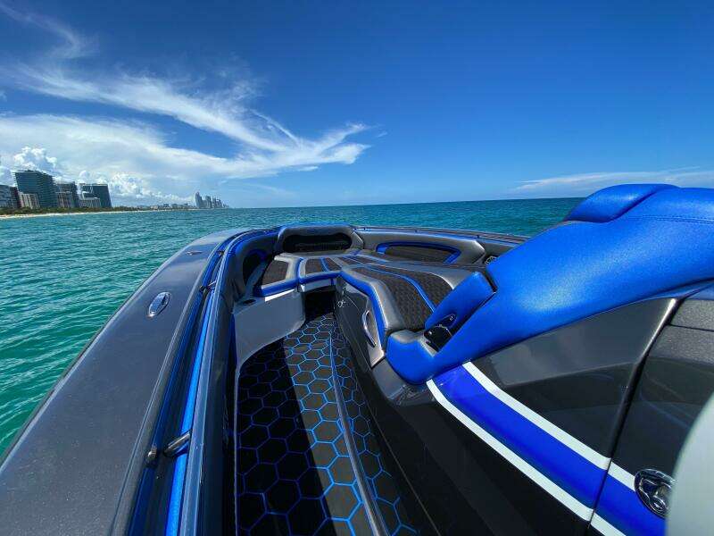 TOBITO I 42ft MTI Yacht For Sale