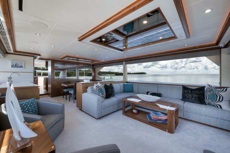 85' 2017 Ocean Alexander 85
