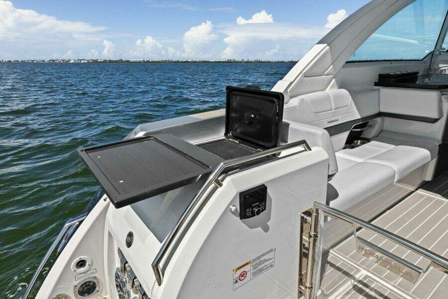 38ft Formula Yacht For Sale