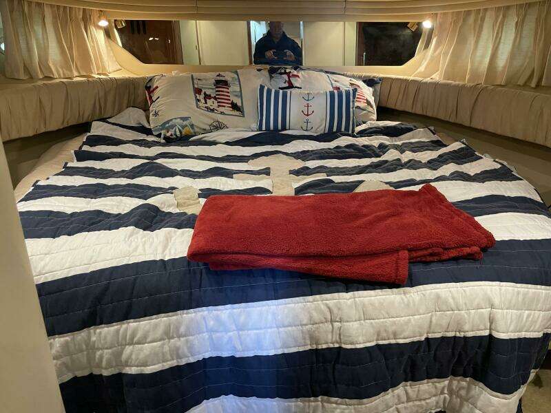 38ft Sea Ray Yacht For Sale