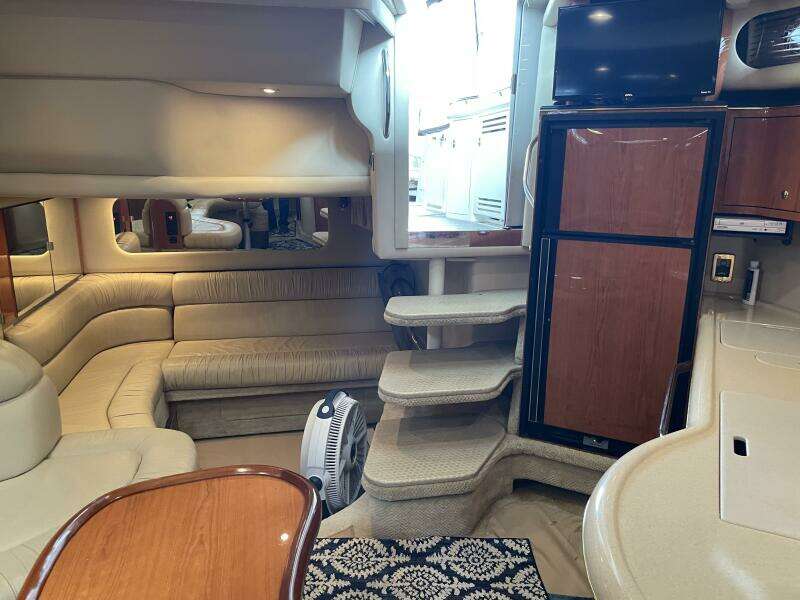 38ft Sea Ray Yacht For Sale