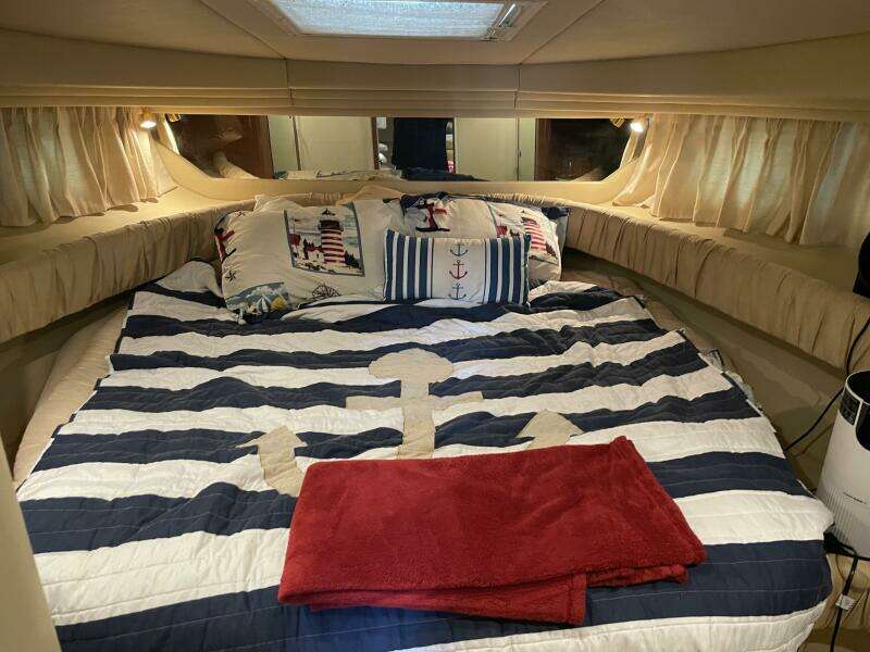 38ft Sea Ray Yacht For Sale