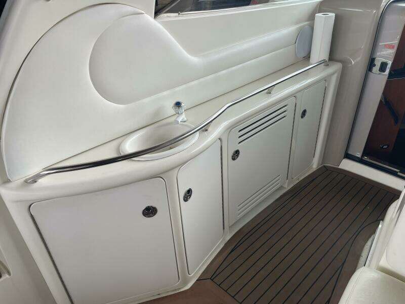 38ft Sea Ray Yacht For Sale