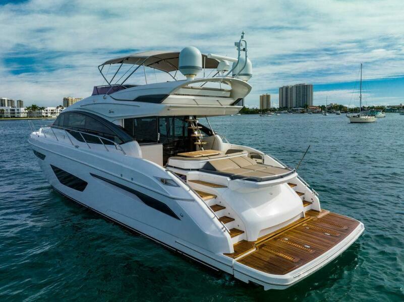 65' 2016 Princess S65