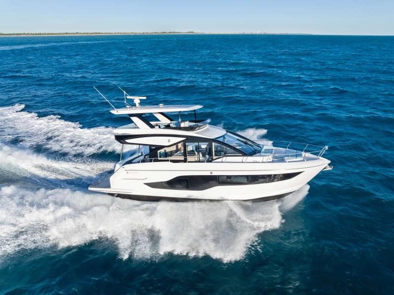 50ft Cruisers Yachts Yacht For Sale