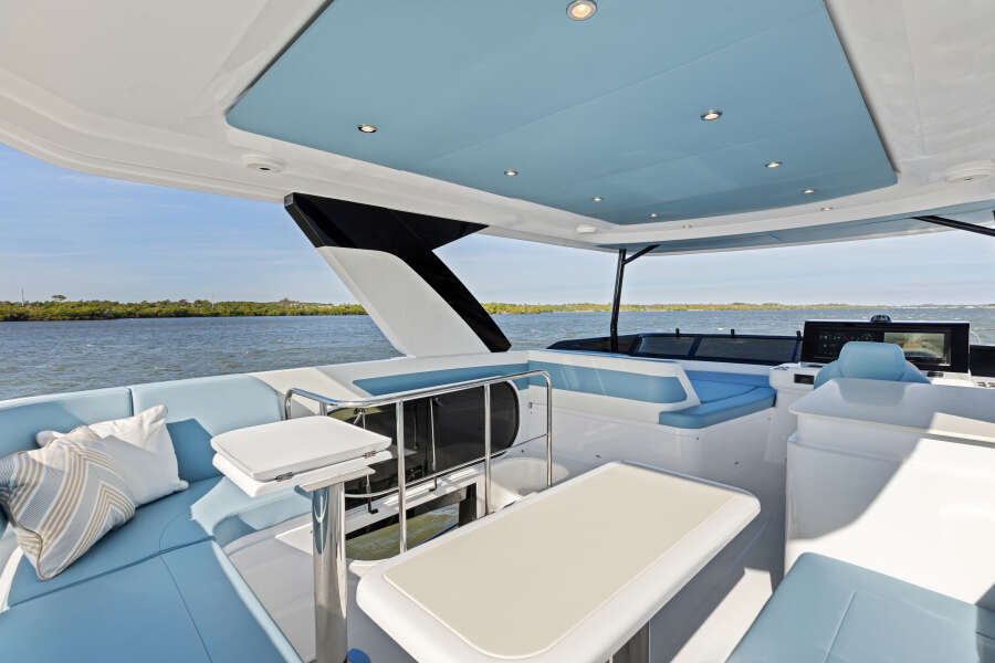 50ft Cruisers Yachts Yacht For Sale