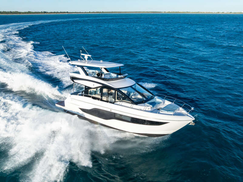 50ft Cruisers Yachts Yacht For Sale