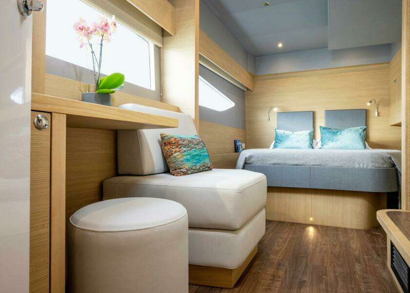 54ft Aquila Yacht For Sale