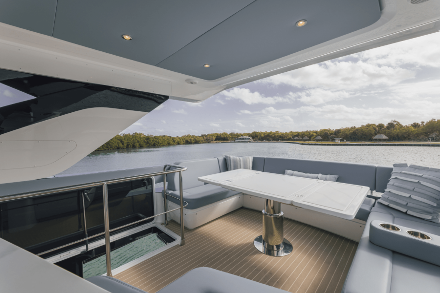 57ft Cruisers Yachts Yacht For Sale