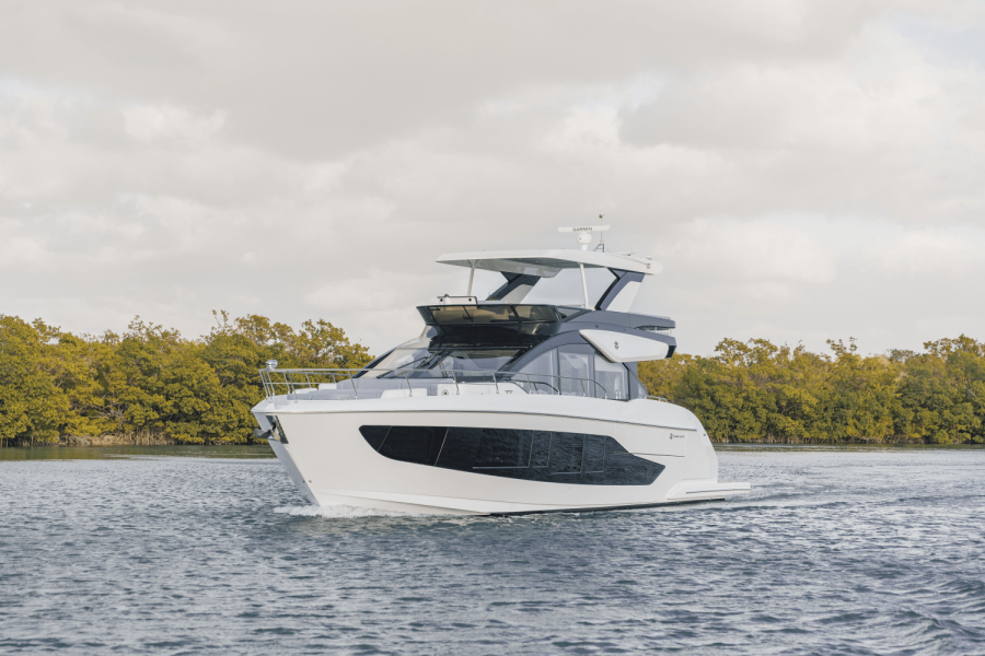 57ft Cruisers Yachts Yacht For Sale