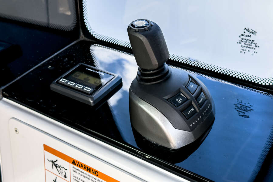 50ft Cruisers Yachts Yacht For Sale