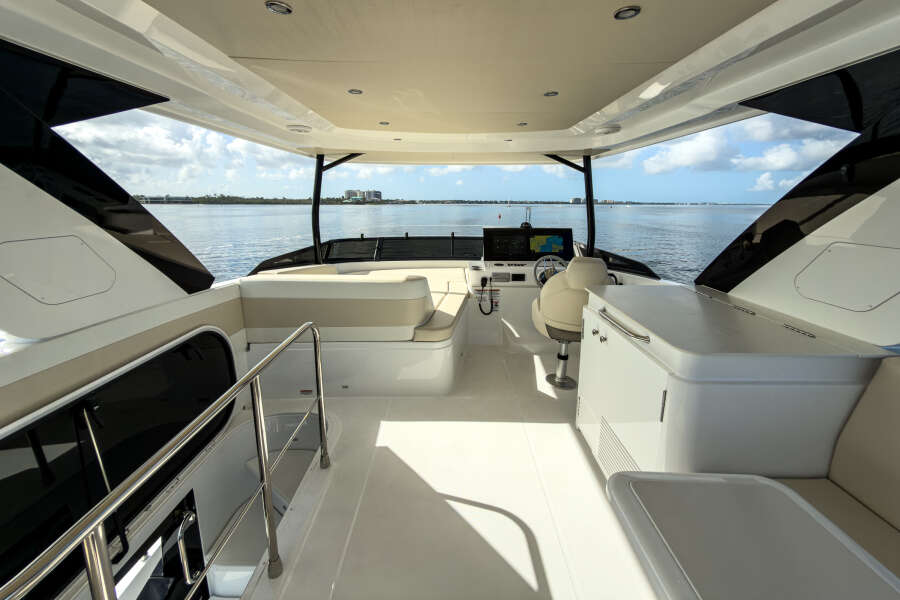 50ft Cruisers Yachts Yacht For Sale