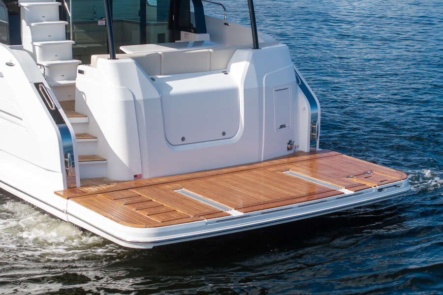 50ft Cruisers Yachts Yacht For Sale