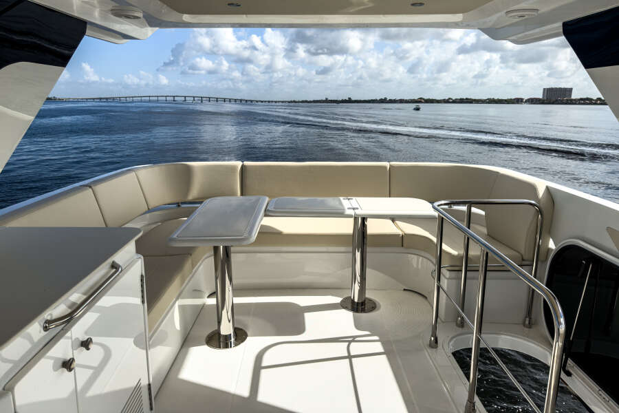 50ft Cruisers Yachts Yacht For Sale