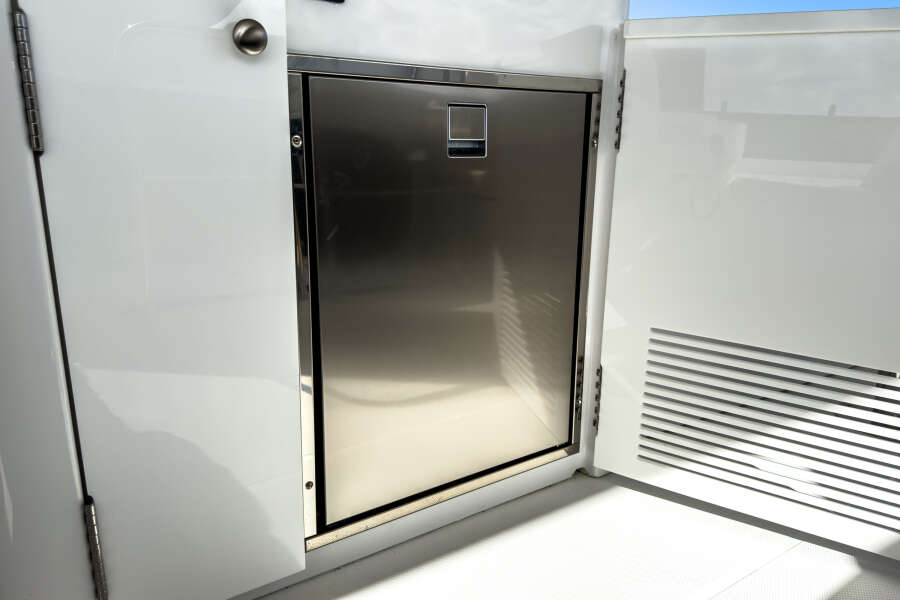 50ft Cruisers Yachts Yacht For Sale