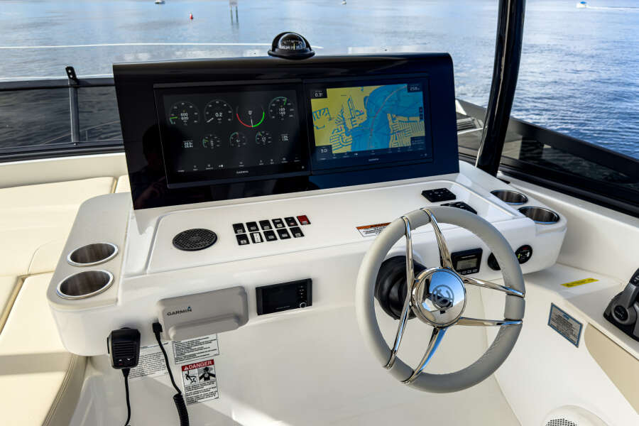 50ft Cruisers Yachts Yacht For Sale