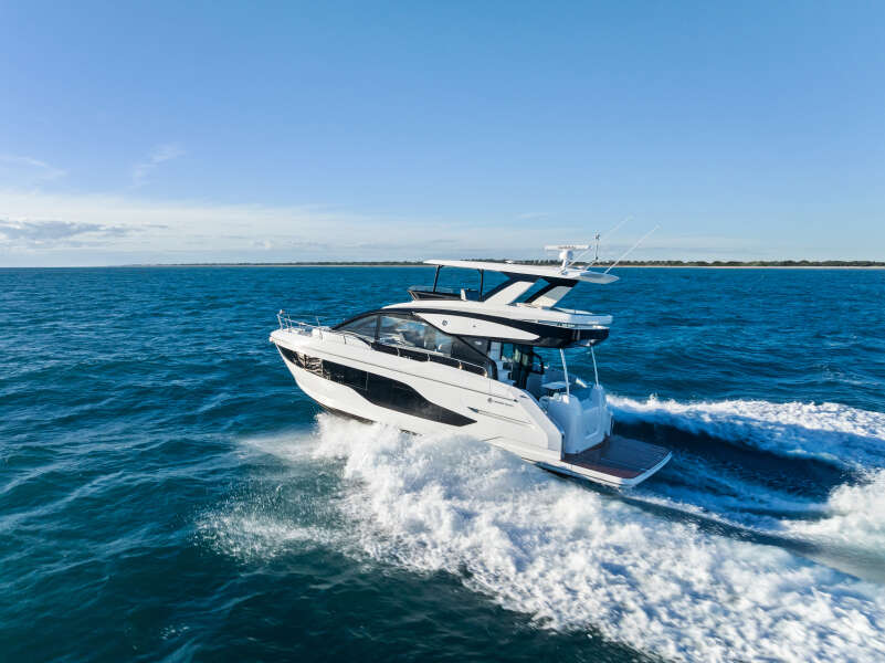 50ft Cruisers Yachts Yacht For Sale