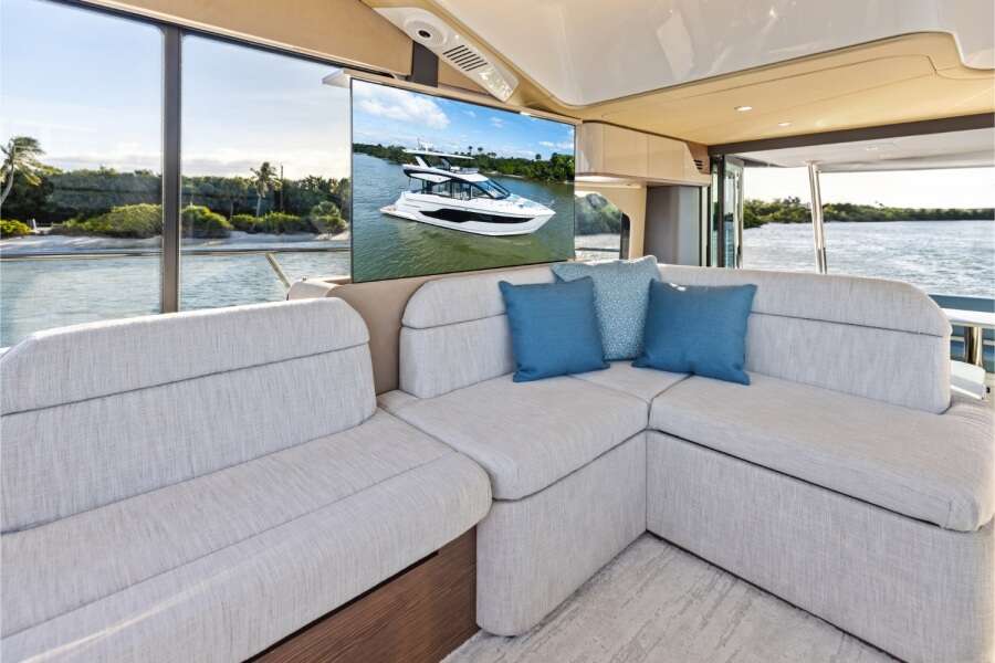 50ft Cruisers Yachts Yacht For Sale