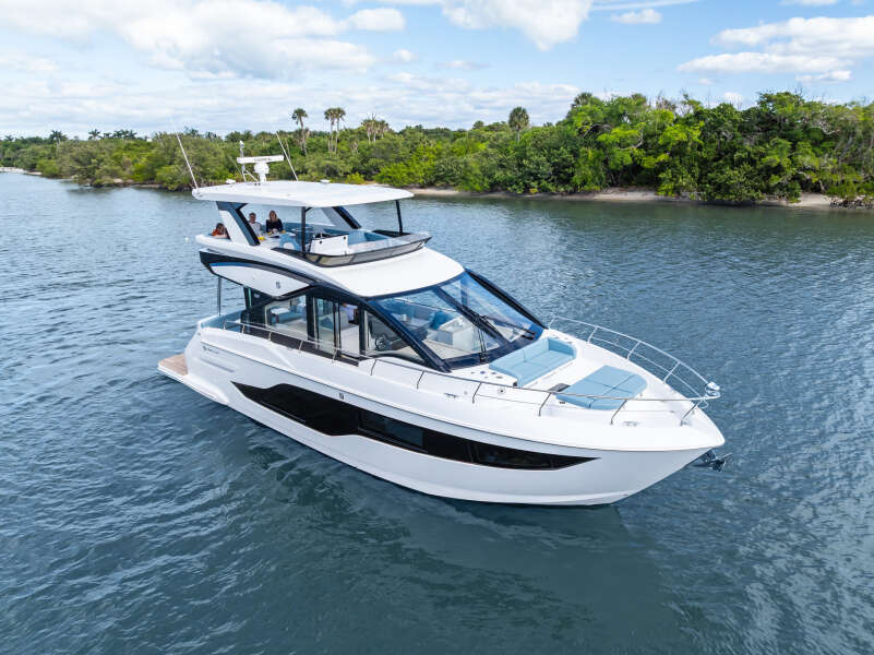 50ft Cruisers Yachts Yacht For Sale