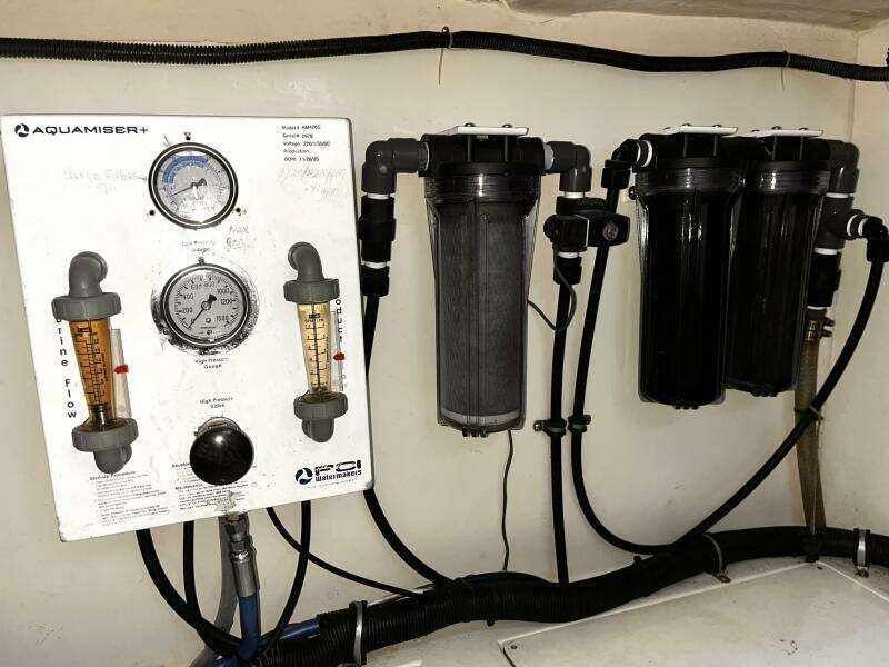 53ft Ferretti Yachts Yacht For Sale