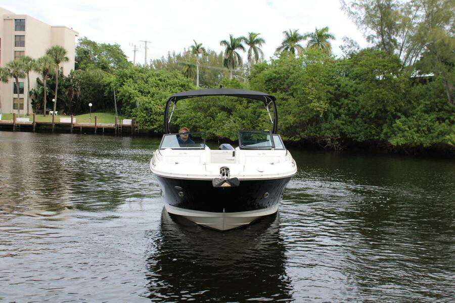 Sea Ray 29' - Exterior Profile