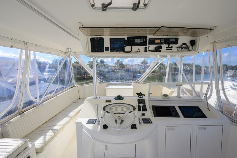 56' 2001 Ocean Yachts Super Sport