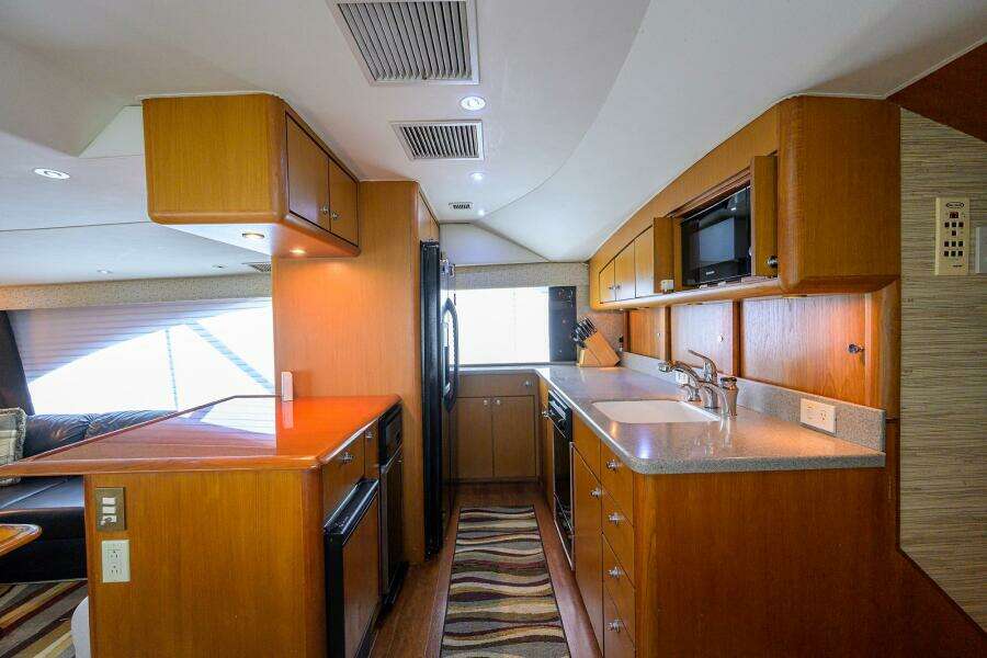 MEMBERS ONLY 56ft Ocean Yachts Yacht For Sale