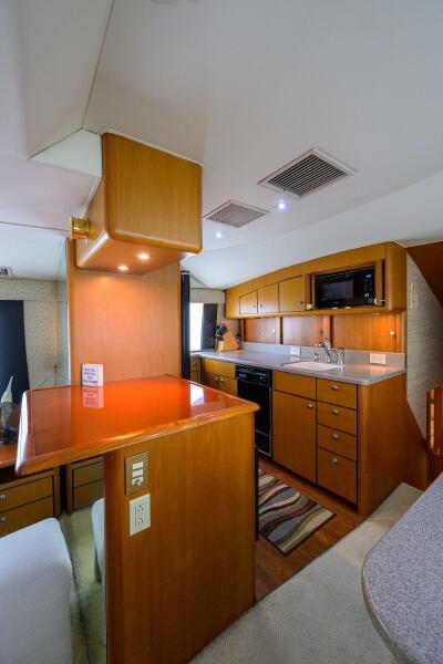 56' 2001 Ocean Yachts Super Sport