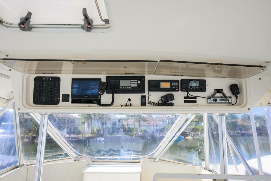 56' 2001 Ocean Yachts Super Sport