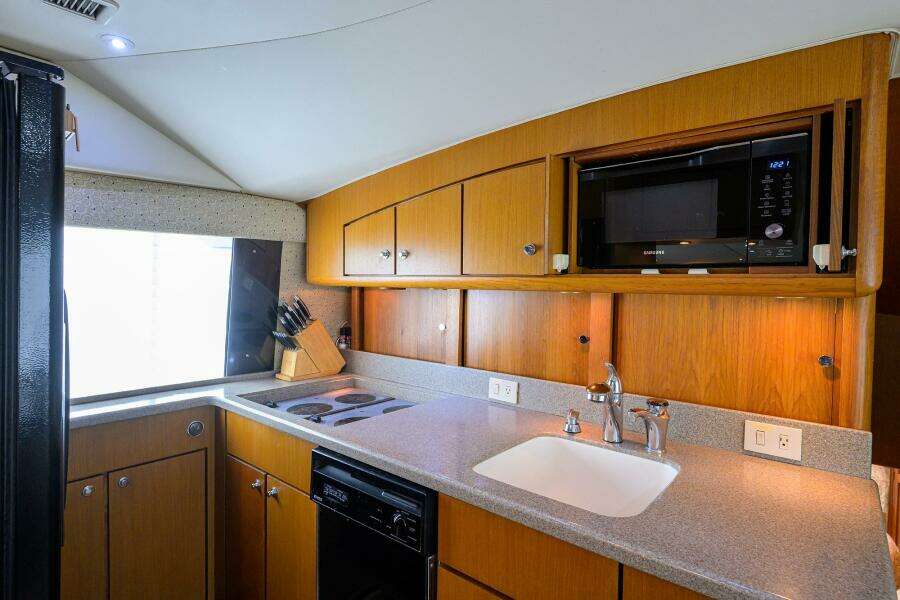 MEMBERS ONLY 56ft Ocean Yachts Yacht For Sale