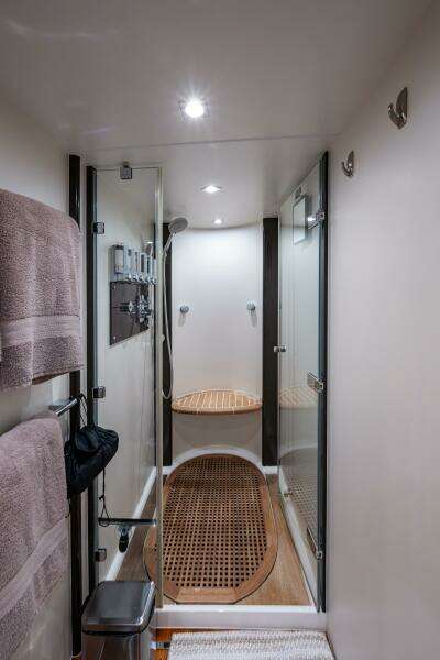 RESET 78ft Fairline Yacht For Sale