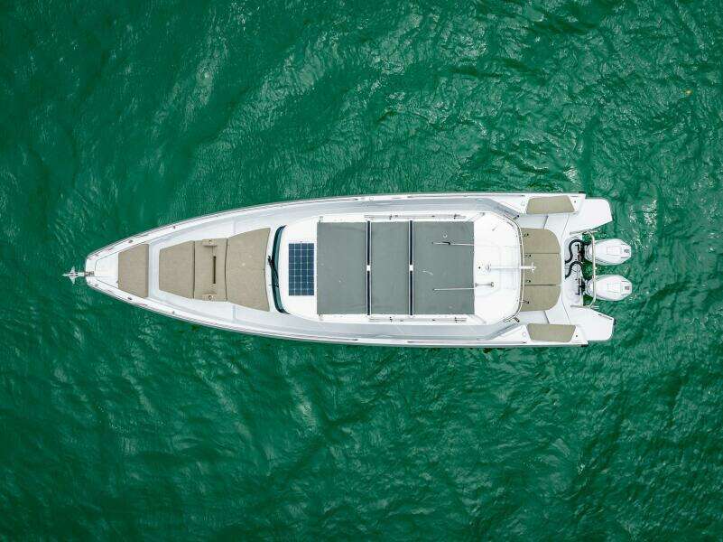 37ft Axopar Yacht For Sale