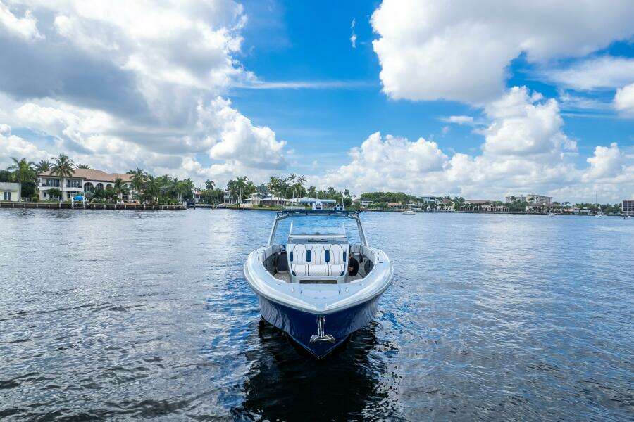 43ft Midnight Express Yacht For Sale