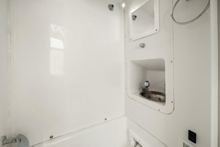 43' 2017 Midnight Express 43 Open