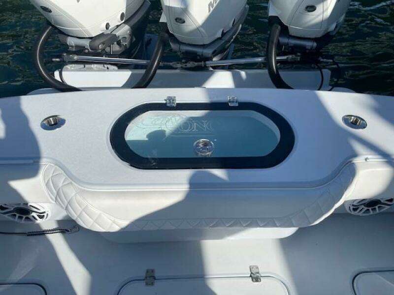 33ft Conch Yacht For Sale