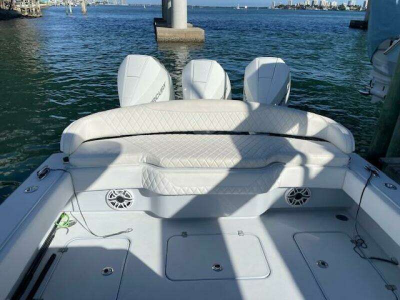 33ft Conch Yacht For Sale