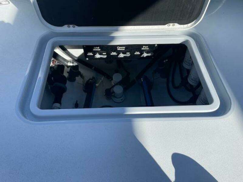 33ft Conch Yacht For Sale