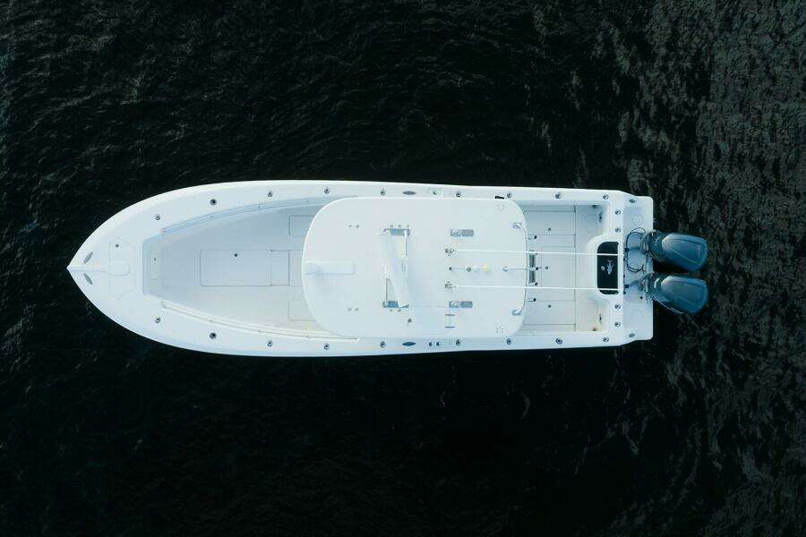 Dominion 33ft Invincible Yacht For Sale